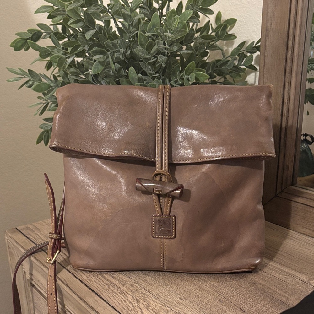 Dooney & Bourke Florentine Leather Crossbody